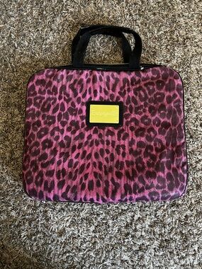 Betseyville Pink Leopard Print Laptop Bag